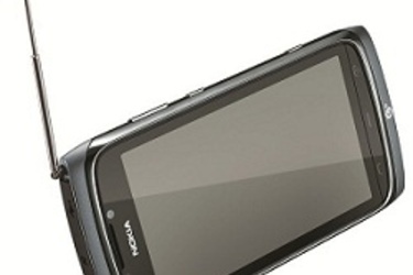 Nokia esitteli teleskooppiantennilla varustetun 801T:n